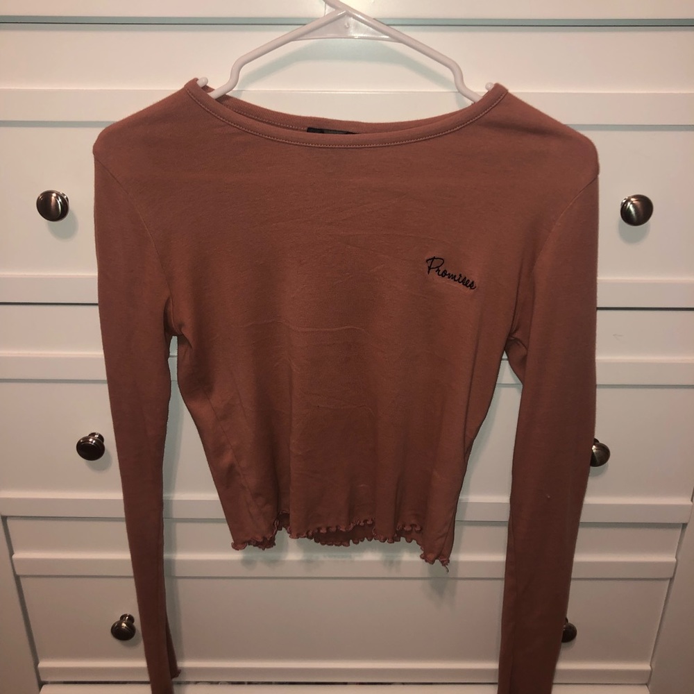 “promise” long sleeve crop top